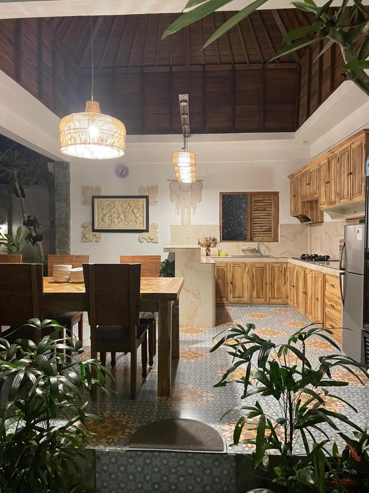 Casa De Ozora Otel Munggu Dış mekan fotoğraf